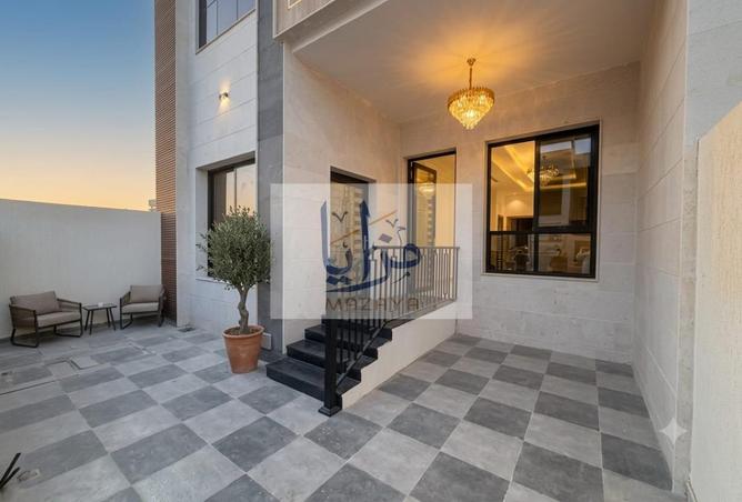 135606897 - Property Image 2