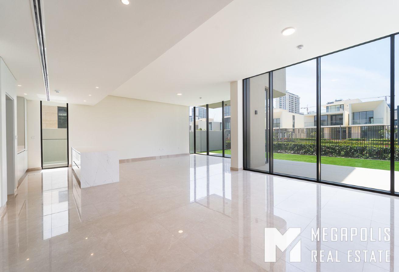 Basement | Rooftop | Lagoon View | Landscaped photo 5