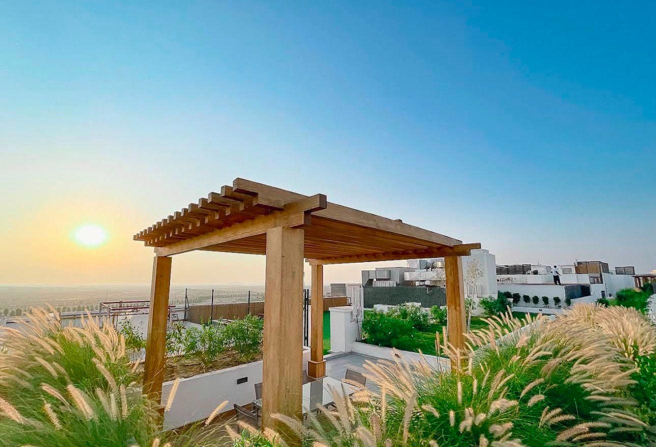 Spacious | Modern Unit | Balcony photo 7