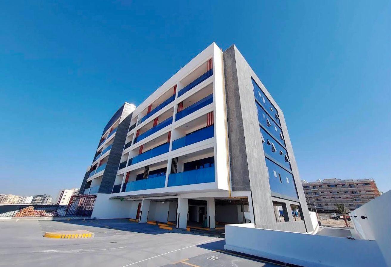 Spacious | Modern Unit | Balcony photo 2
