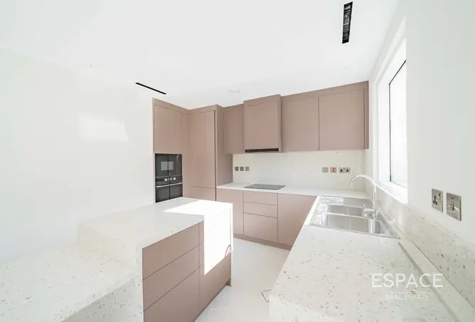 146459707 - Property Image 2