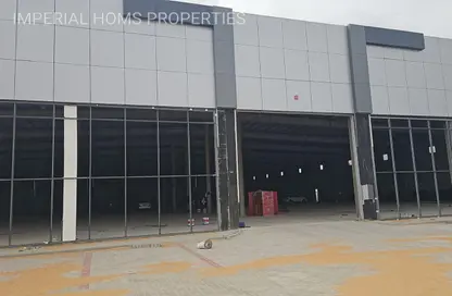 مصنع - استوديو - 3 حمامات للايجار في أم الثعوب - أم القيوين