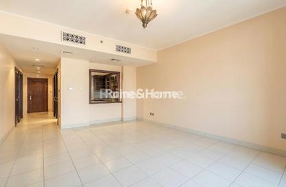 Apartment - 2 - 3 for rent in Zaafaran 3 - Zaafaran - Old Town - Downtown Dubai - Dubai