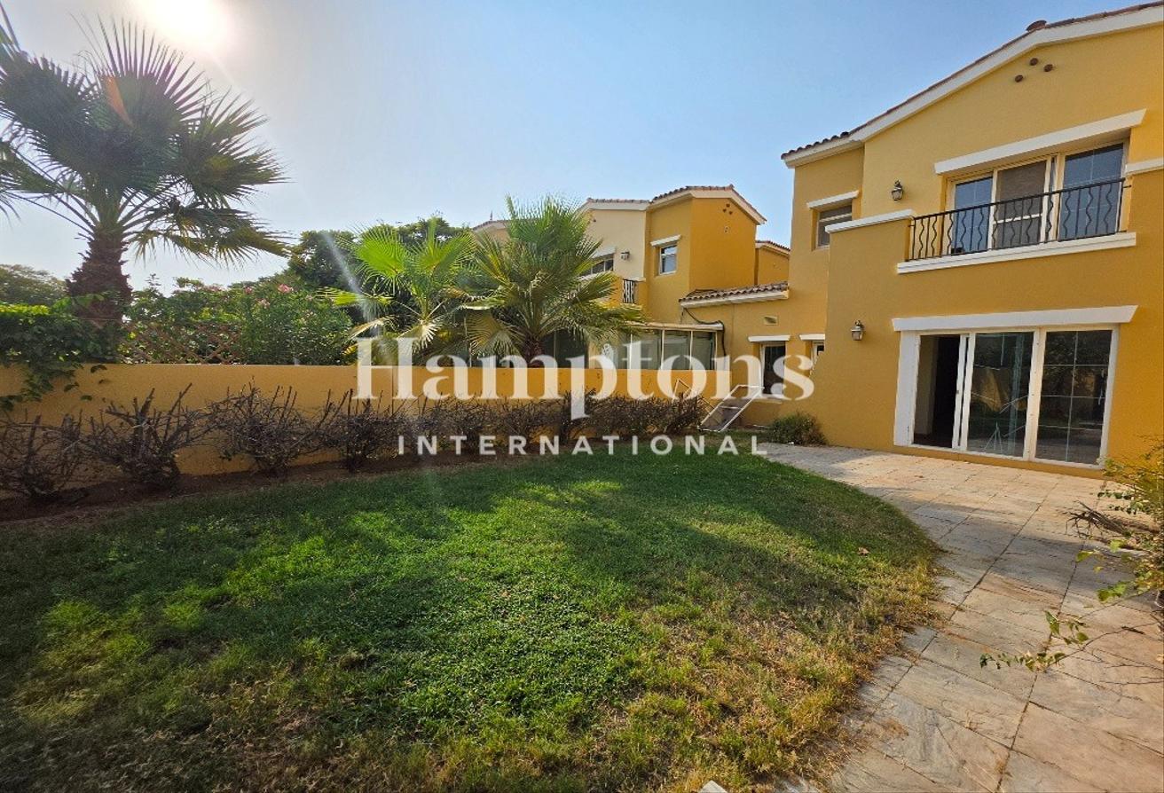 2 Bed Plus Study I Managed By Hamptons photo 12