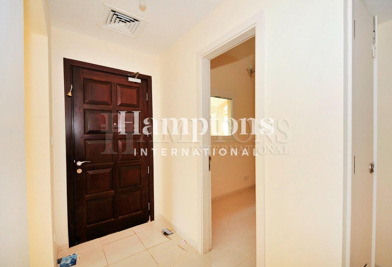 2 Bed Plus Study I Managed By Hamptons photo 7