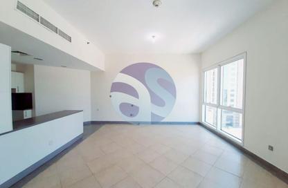 Apartment - Studio - 1 for rent in Madison Residency - Barsha Heights (Tecom) - Dubai