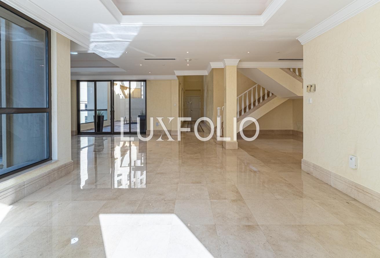 Private Pool | Bills Included | Vacant Soon photo 11