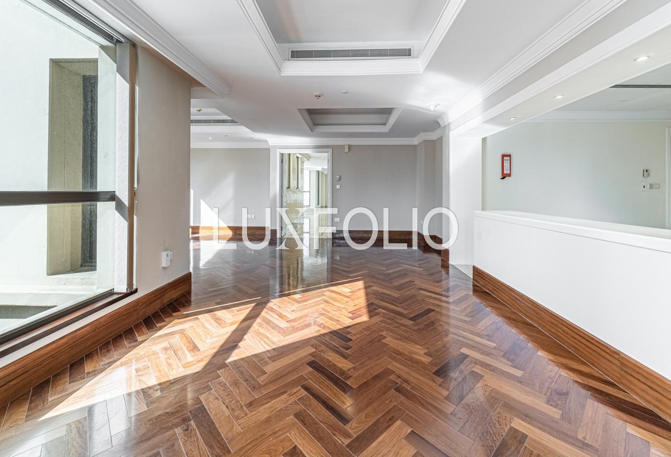 Private Pool | Bills Included | Vacant Soon photo 6