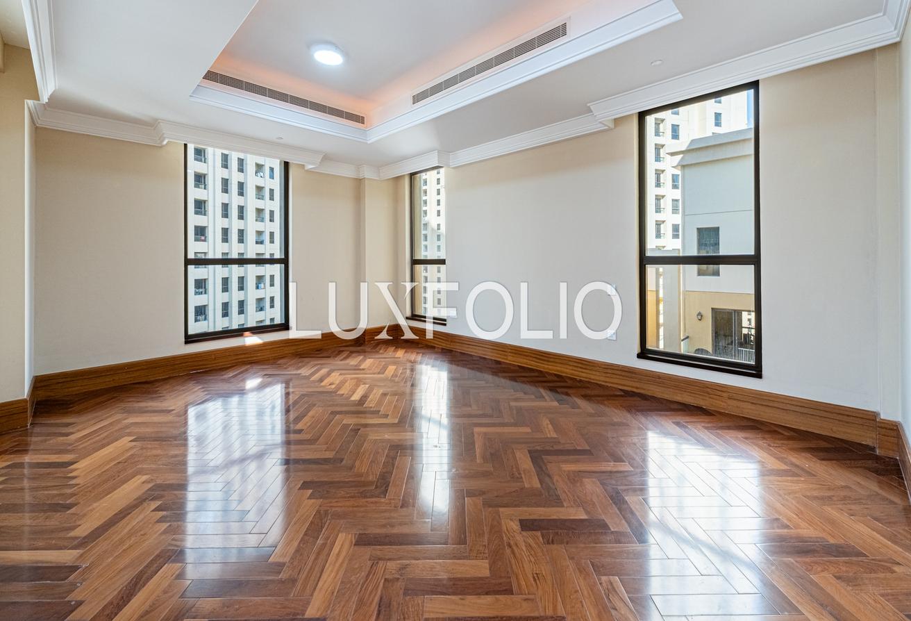 Private Pool | Bills Included | Vacant Soon photo 8