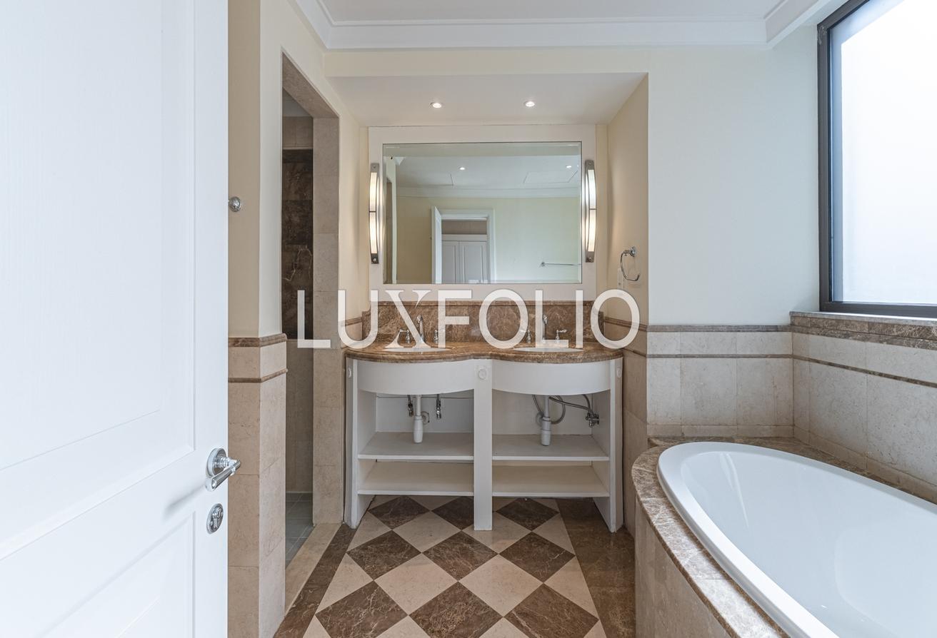 Private Pool | Bills Included | Vacant Soon photo 21