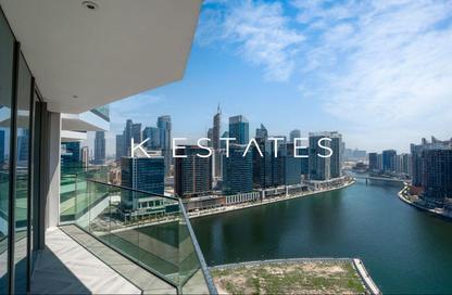 Apartment - 1 - 1 for sale in Peninsula Three - Peninsula - Business Bay - Dubai