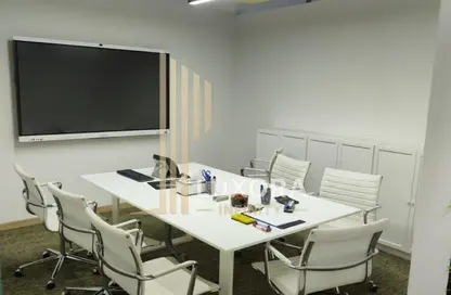 مكتب - استوديو - 1 حمام للبيع في برج لطيفة - شارع الشيخ زايد - دبي