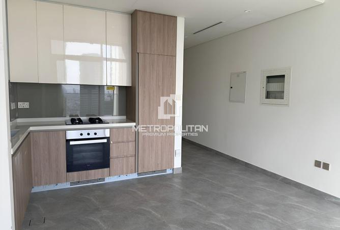 77779329 - Property Image 2