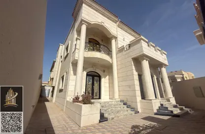 Villa - 5 Bedrooms - 7 Bathrooms for sale in Al Mowaihat 1 - Al Mowaihat - Ajman