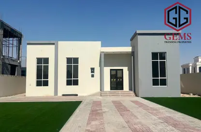 Villa - 4 Bedrooms - 5 Bathrooms for rent in Madinat Hind 3 - Dubai Land - Dubai