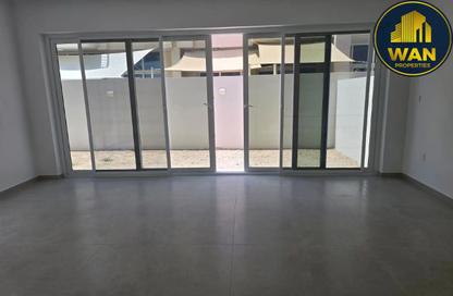 Townhouse - 4 - 4 for rent in Verona - Damac Hills 2 - Dubai Townhouse - 4 - 4 for rent in Verona - Damac Hills 2 - Dubai