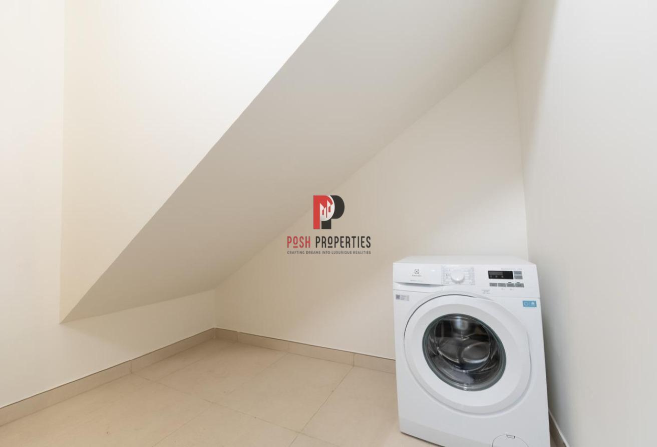 Park Front | Single Row | Ready to move photo 18