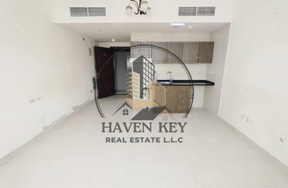 Apartment - Studio - 1 for rent in Fire Station Road - Muwaileh - Sharjah