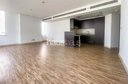 شقة - 2 غرف نوم - 3 حمامات للايجار في سكاي جاردنز - مركز دبي المالي العالمي - دبي