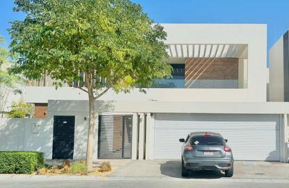 Villa - 5 Bedrooms - 7+ Bathrooms for rent in West Yas - Yas Island - Abu Dhabi