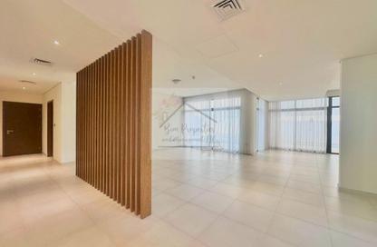 Villa - 4 Bedrooms - 7 Bathrooms for rent in West Yas - Yas Island - Abu Dhabi Villa - 4 Bedrooms - 7 Bathrooms for rent in West Yas - Yas Island - Abu Dhabi