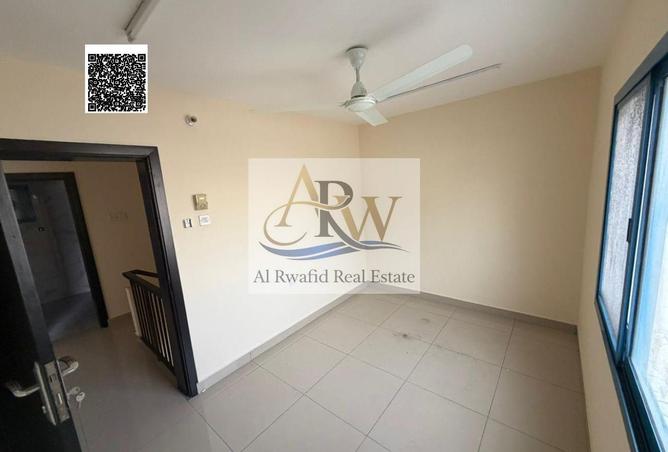 73111169 - Property Image 3