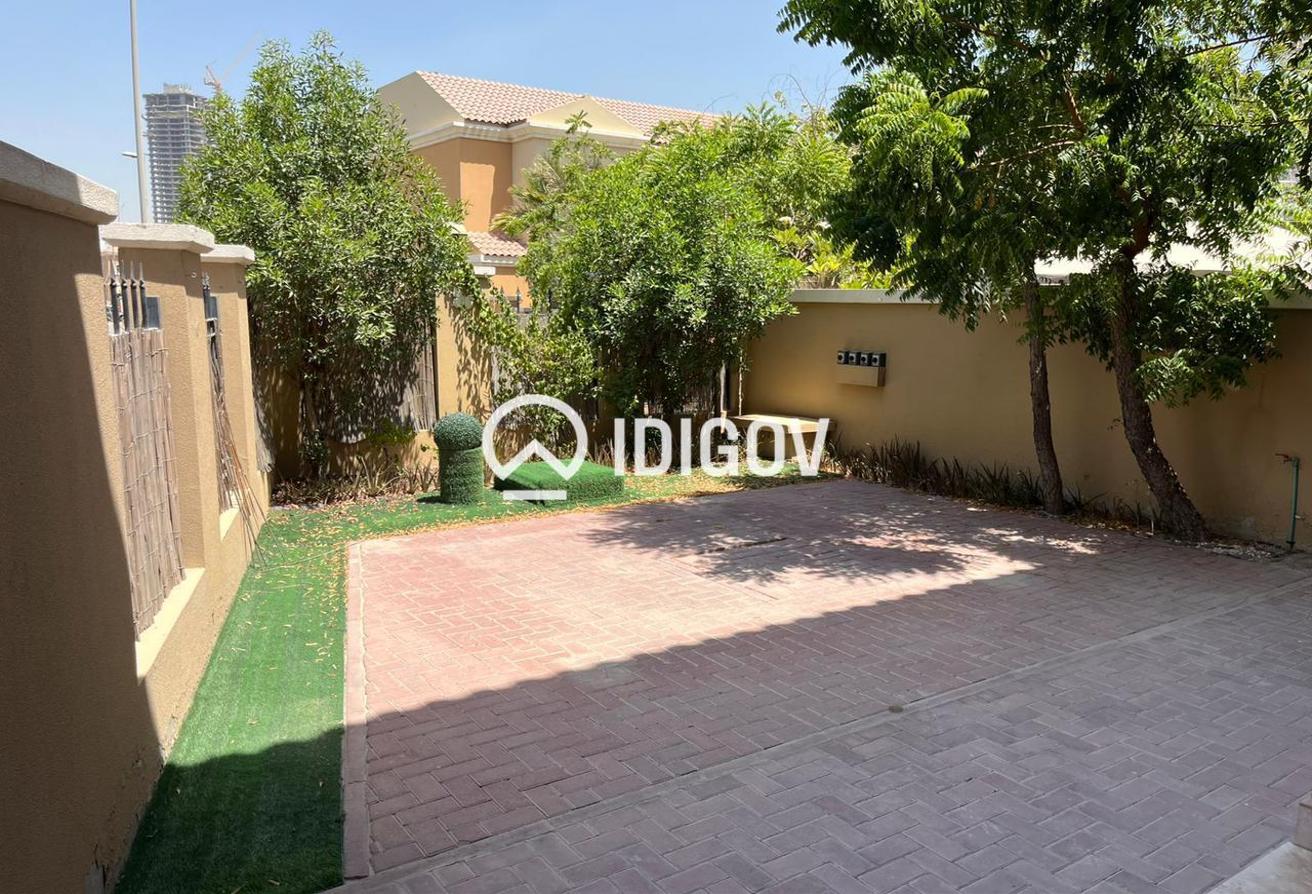3 Bedroom + Maids | Corner Unit | Ready to Move photo 13