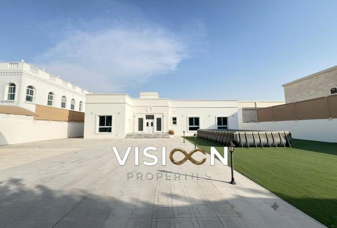 123834030 - Property Image 2