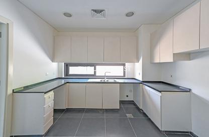 Townhouse - 3 Bedrooms - 4 Bathrooms for rent in Richmond - Damac Hills - Dubai