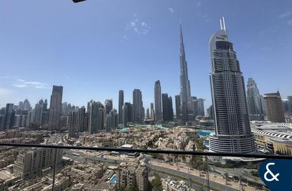 Apartment - 2 Bedrooms - 2 Bathrooms for rent in Burj Royale - Downtown Dubai - Dubai