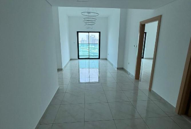 83244300 - Property Image 2