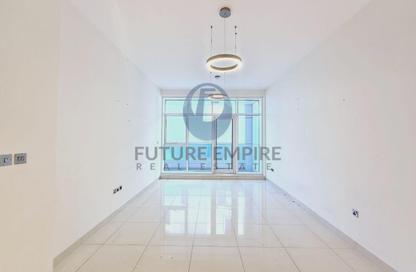 Apartment - 2 Bedrooms - 3 Bathrooms for rent in Emerald Jadaf Metro - Al Jaddaf - Dubai
