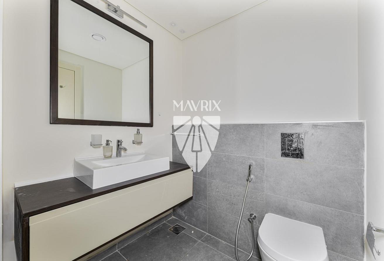 Spacious Layout | Available Now | Multiple Cheques photo 12