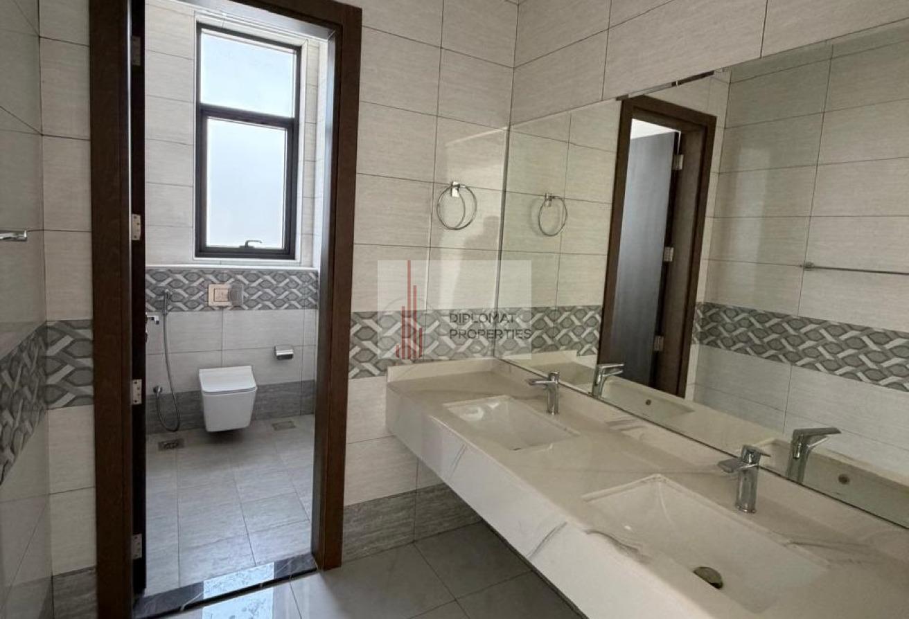 UPGRADED ONE |7 BEDROOM +MAID|PRIVATE POOL|MAJLIS photo 21