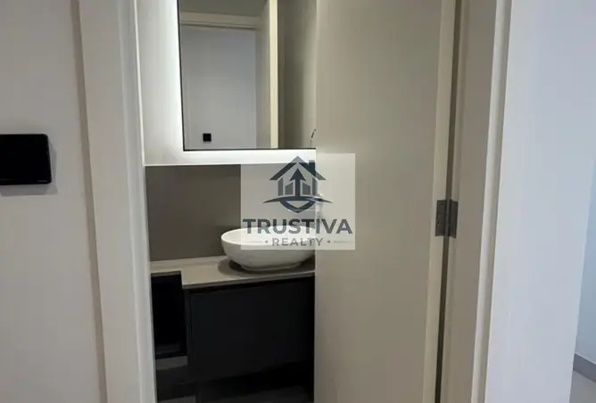 135604360 - Property Image 3