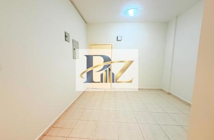 Apartment - Studio - 1 for rent in Fire Station Road - Muwaileh - Sharjah Apartment - Studio - 1 for rent in Fire Station Road - Muwaileh - Sharjah