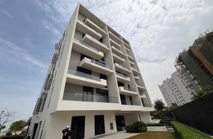Apartment - 2 - 4 for sale in Golf Community - Al Zorah - Ajman Apartment - 2 - 4 for sale in Golf Community - Al Zorah - Ajman