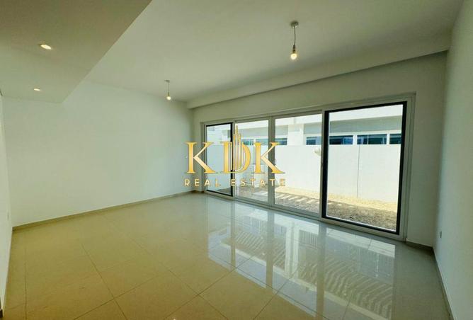 63642268 - Property Image 3