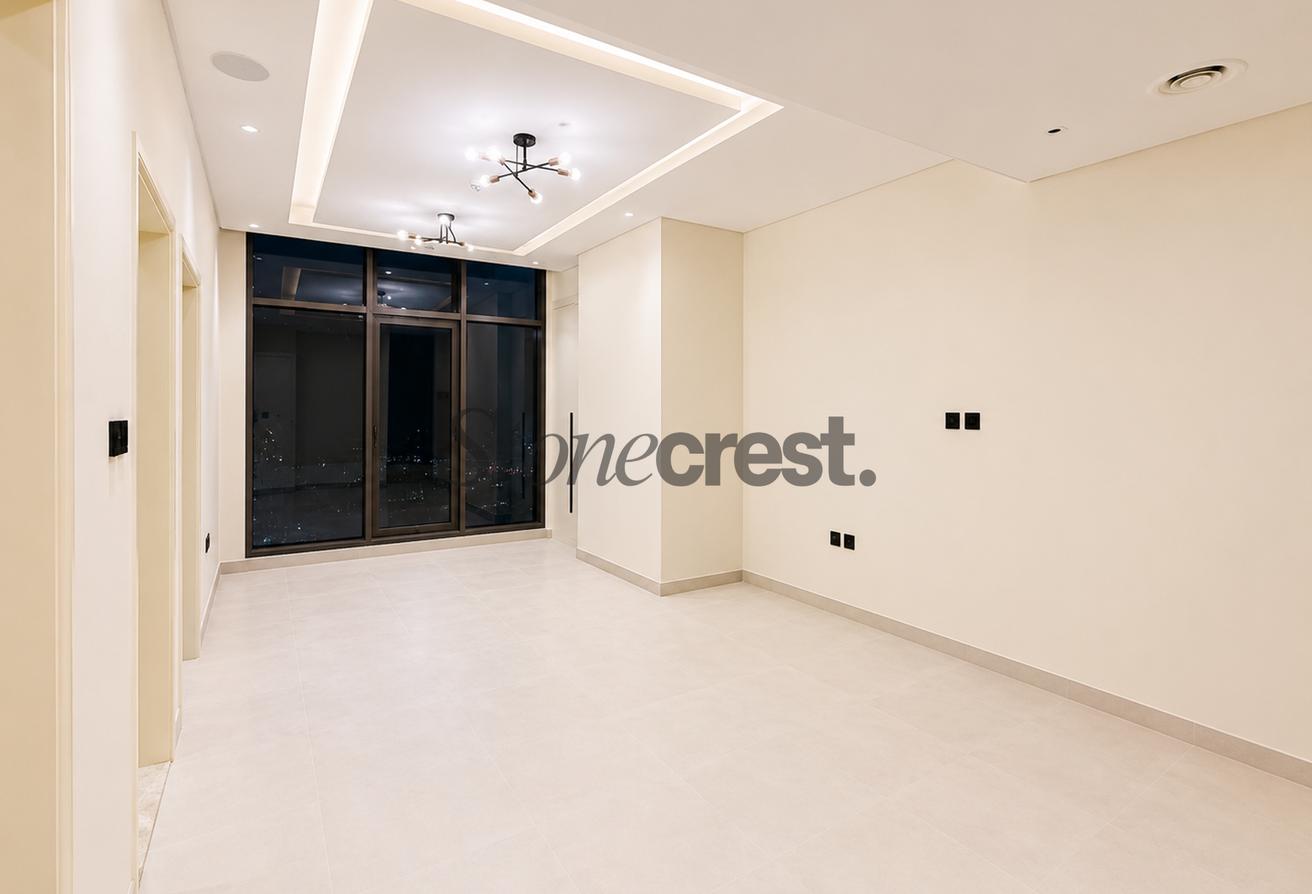 Vacant | Furnished | Smart Home | Close to Metro photo 11
