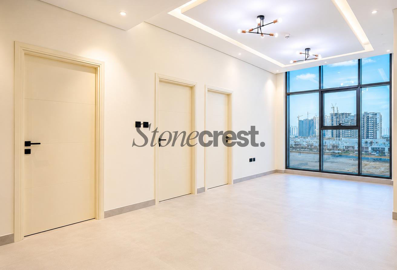 Vacant | Furnished | Smart Home | Close to Metro photo 4