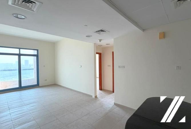 Front of Metro | Neat & Clean 2 Bed | High-Floor