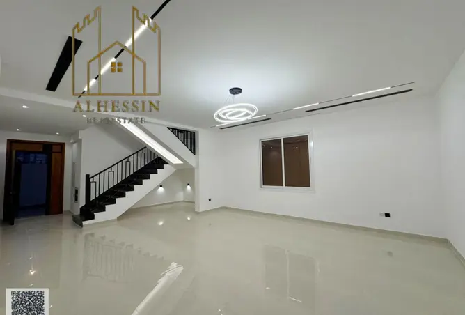 146002412 - Property Image 2