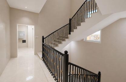 Villa - 4 Bedrooms - 5 Bathrooms for rent in Al Aweer 1 - Al Aweer - Dubai
