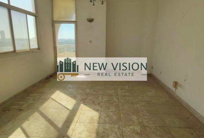 102832058 - Property Image 3