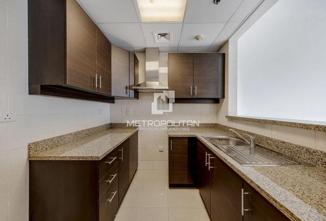 70280338 - Property Image 2