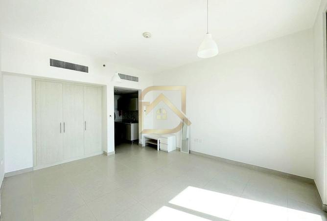 76969845 - Property Image 3