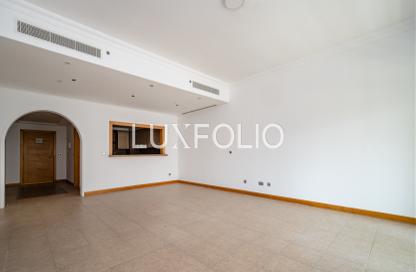 Apartment - 2 Bedrooms - 2 Bathrooms for rent in Al Sarrood - Shoreline Apartments - Palm Jumeirah - Dubai Apartment - 2 Bedrooms - 2 Bathrooms for rent in Al Sarrood - Shoreline Apartments - Palm Jumeirah - Dubai
