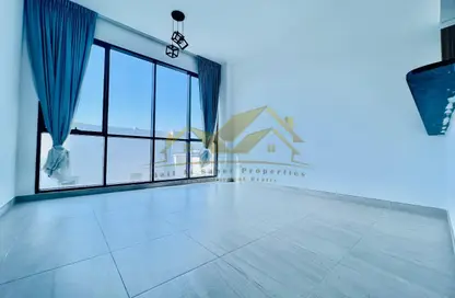 Apartment - 1 Bedroom - 2 Bathrooms for rent in Jumeirah Garden City - Al Satwa - Dubai