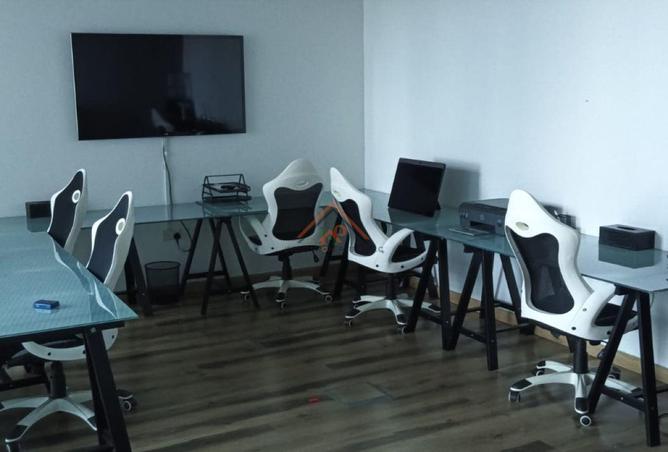 70279000 - Property Image 2