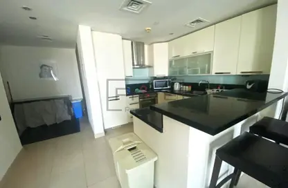 Apartment - 1 Bedroom - 2 Bathrooms for rent in Bonnington Tower - JLT Cluster J - Jumeirah Lake Towers - Dubai
